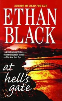 At Hell's Gate : Conrad Voort - Ethan Black